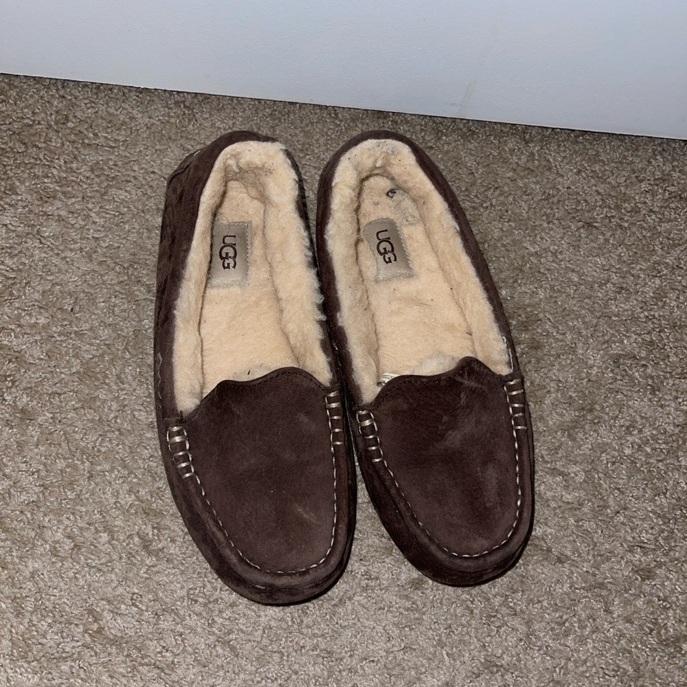 UGG women’s  Chocolate Suede Slip-Ons